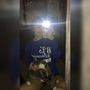 Meet your Posher, Justine